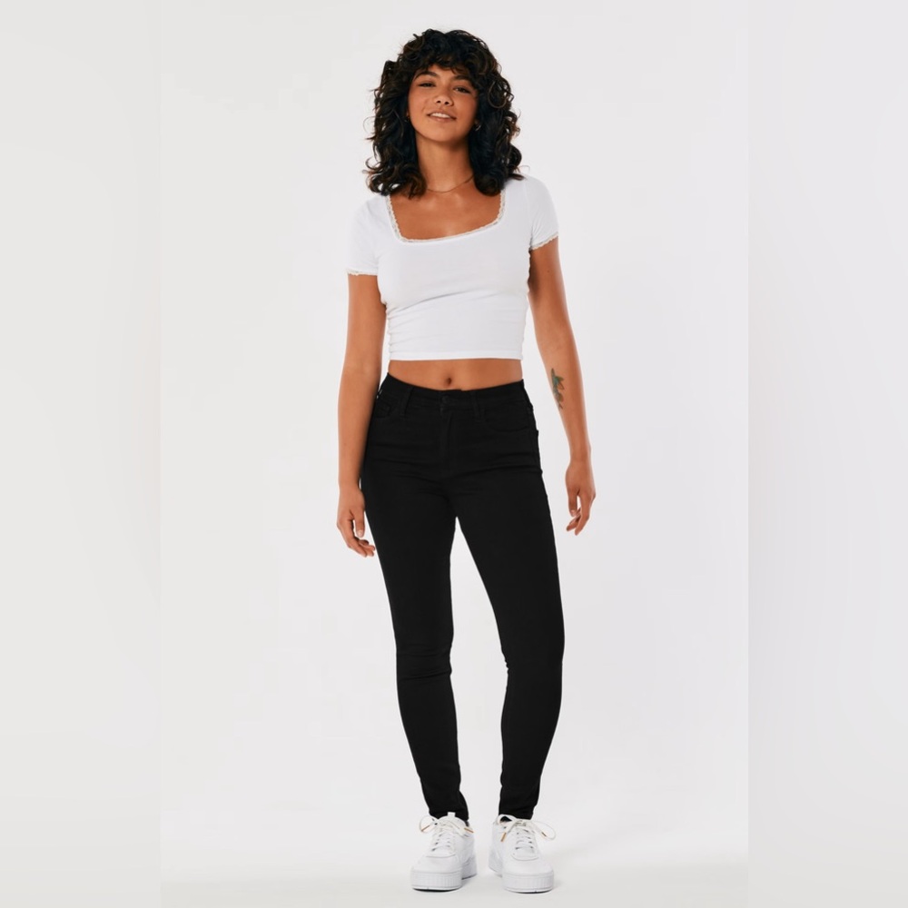 Hollister HIGH-RISE SUPER SKINNY JEANS